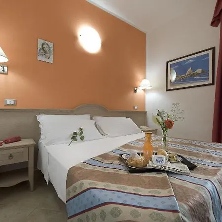 Arancio Hotel 3*